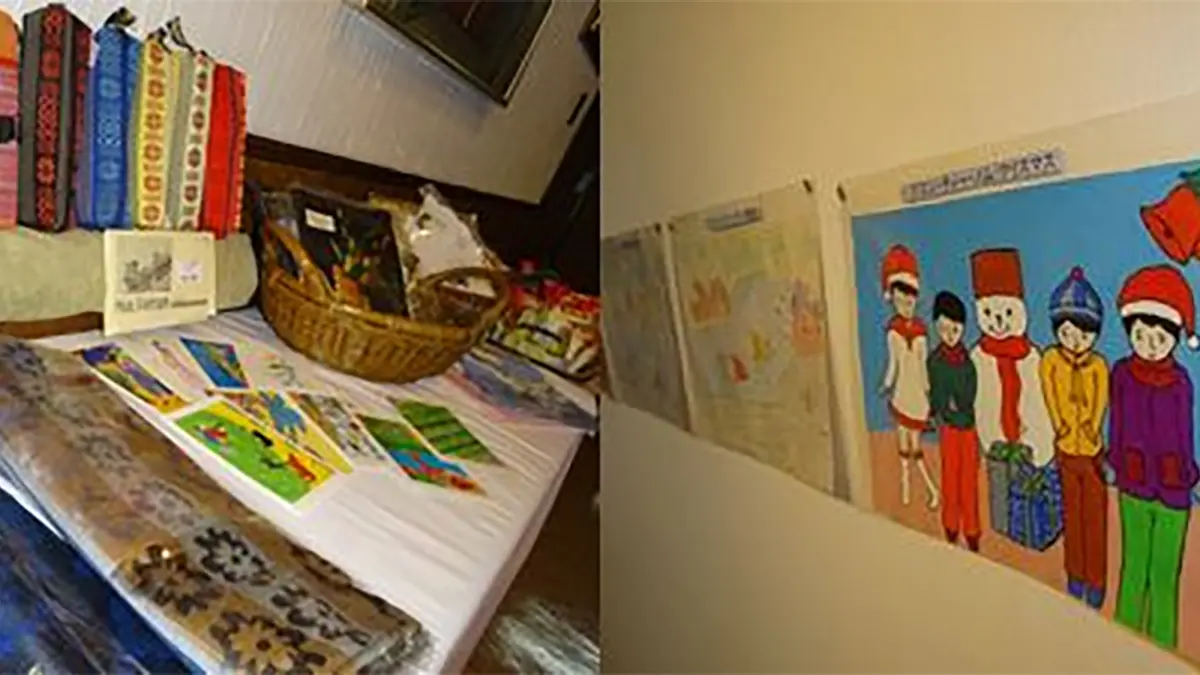 ベトナムの「子どもの家」作品展